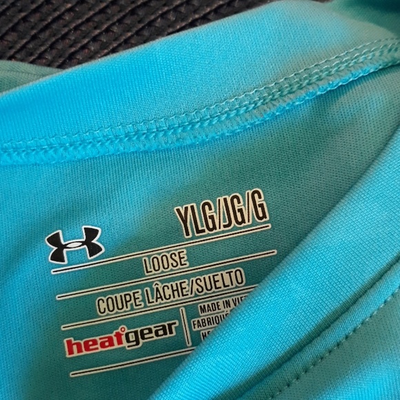 nike / under armour Shirts & Tops Nike Under Armour Ylg Size G